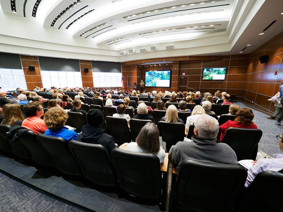 Oklahoma Gardening School at Myriad Botanical Gardens in Oklahoma City  Photo by Carl Shortt Jr