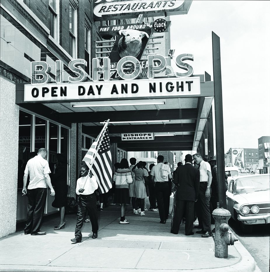 Protesters gathered at Bishop’s Restaurant in downtown Oklahoma City on June 1, 1963. Photo courtesy Oklahoma Historical Society