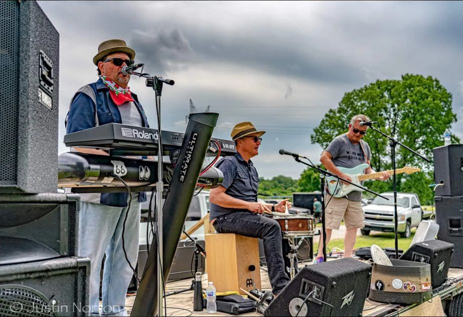 Broken Arrow welcomes the Hi-Fi Hillbillies for a rocking night in Central Park this week. Photo by Justin Norton