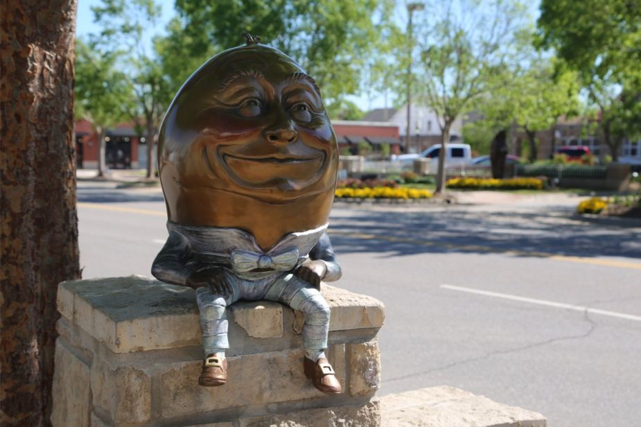 "Humpty Dumpty" by Kimber Fiebiger. Photo by Megan Rossman