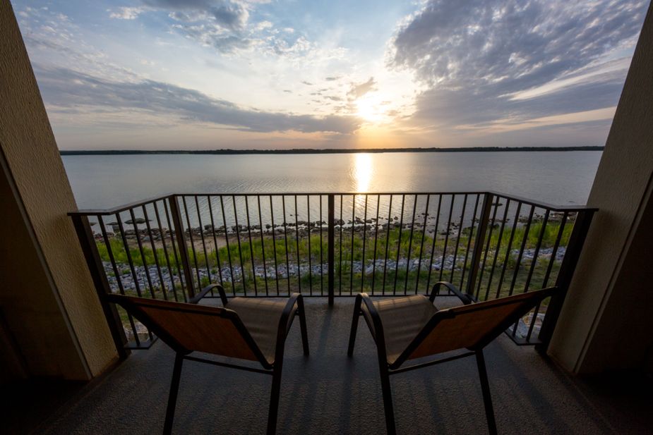 Lodge room view at Lake Murray State Park. Photo by Lori Duckworth / Oklahoma Tourism