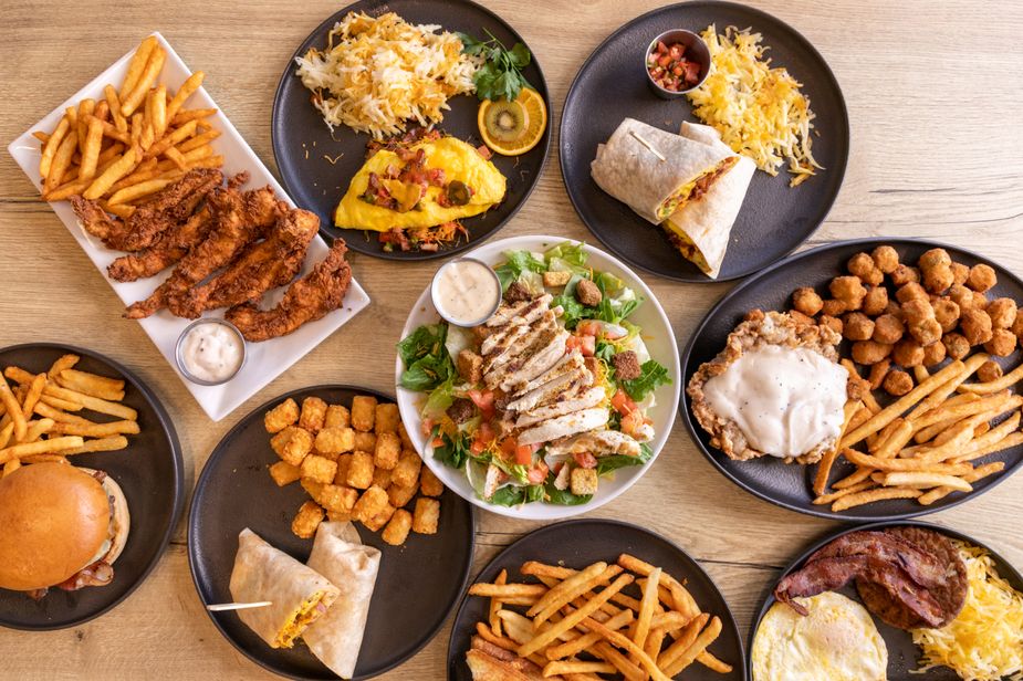Exploring Oklahoma state parks is hungry work. Luckily, The Lookout Kitchen has plenty of options to satisfy a beastly hunger. Photo by Lori Duckworth