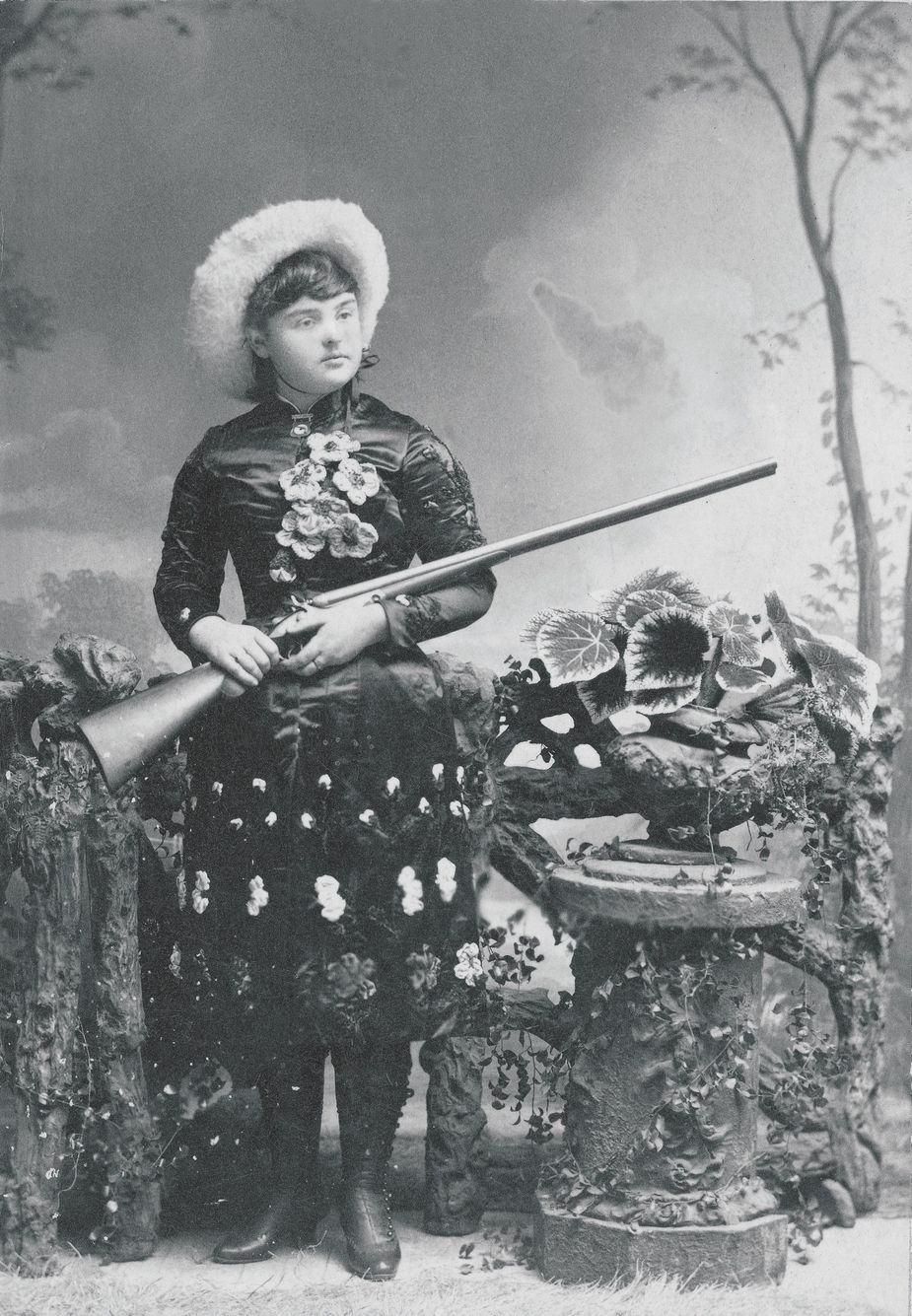 When Lillian Smith was a young girl, she challenged Doc Carver, a well-known marksman, to a shooting contest. His refusal to show up for the match became a point of pride for Smith.  Photo courtesy Buffalo Bill Center of the Wild West