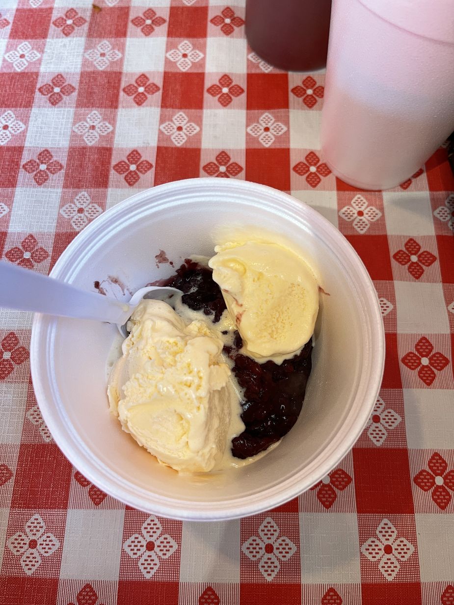 The best way to cool down from the hot sauce at Railhead BBQ is with fresh cobbler and ice cream. Photo by Nathan Gunter