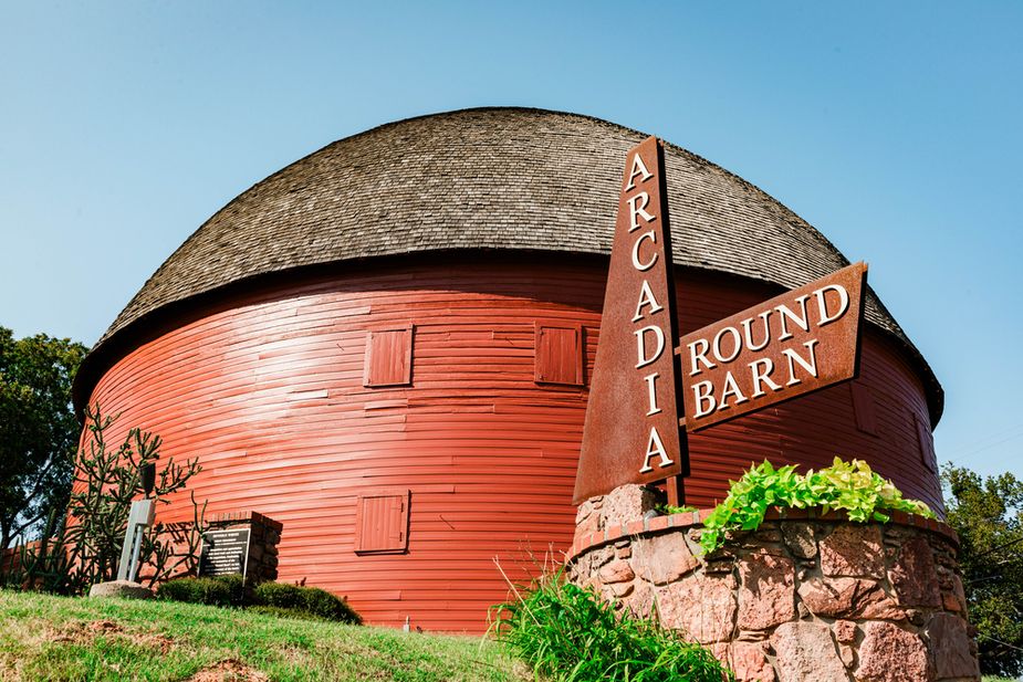 Find folk music family at the Round Barn Rendezvous in Arcadia. Photo by Saxon Smith