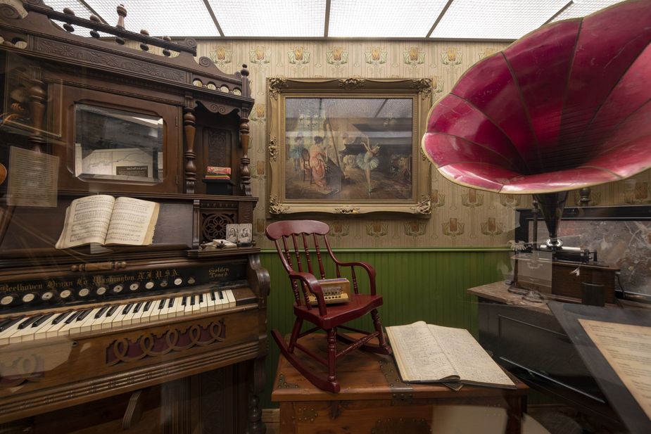 In this exhibit of musical instruments of the late 1880s to early 1900s inside the Museum of the Western Prairie, visitors can see a pump organ owned by early Altus resident Daniel Grey Simpson. Photo by Lori Duckworth