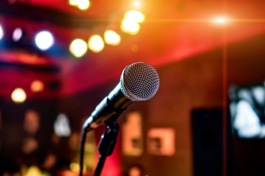Brave enough to take the stage for karaoke? Then Commerce Days is the right event for you. Photo by egodi1